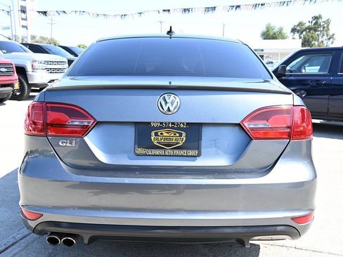 Used 2012 Volkswagen Jetta GLI FWD image 6