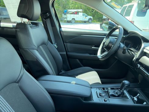 Used 2025 MAZDA CX-50 AWD 2.5 S w/ Cargo Package image 5