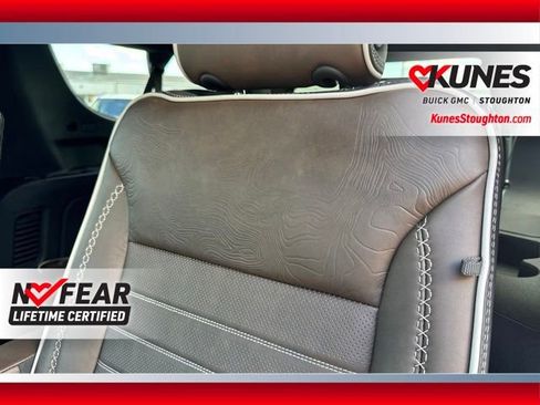 Used 2026 GMC Yukon XL Denali Ultimate w/ LPO, Floor Liner Package AWD/4WD image 28