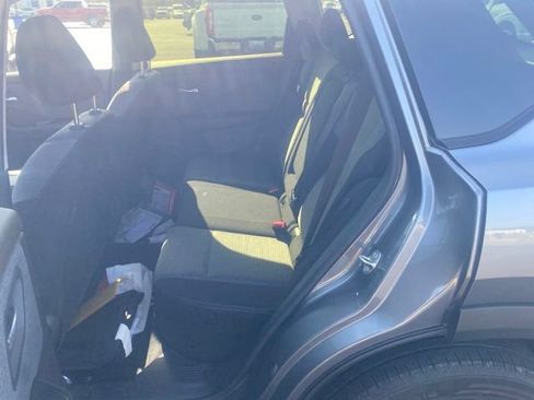 Used 2023 Nissan Rogue SV FWD image 13
