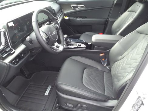 Used 2025 Kia Sportage X-Line w/ Premium Package image 10