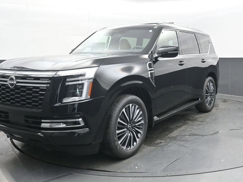 New 2025 Nissan Armada Platinum Reserve image 3