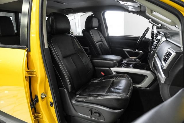 Used 2017 Nissan Titan PRO-4X w/ Pro-4x Convenience Package AWD/4WD image 32