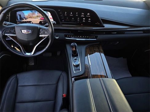 Used 2021 Cadillac Escalade Luxury image 28