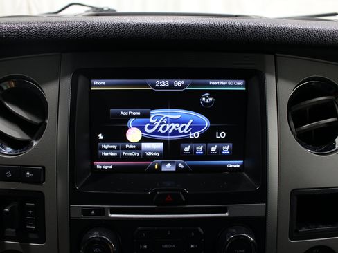 Used 2015 Ford Expedition EL XLT w/ Equipment Group 202A AWD/4WD image 14