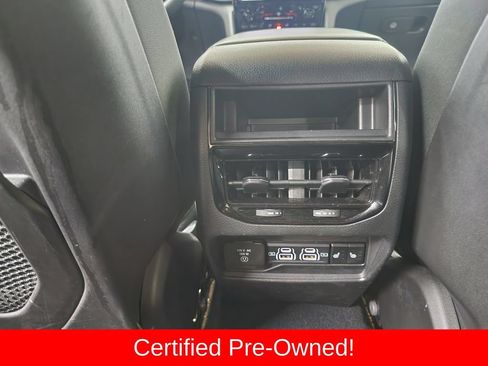 Certified 2025 Jeep Grand Cherokee Limited AWD/4WD image 27