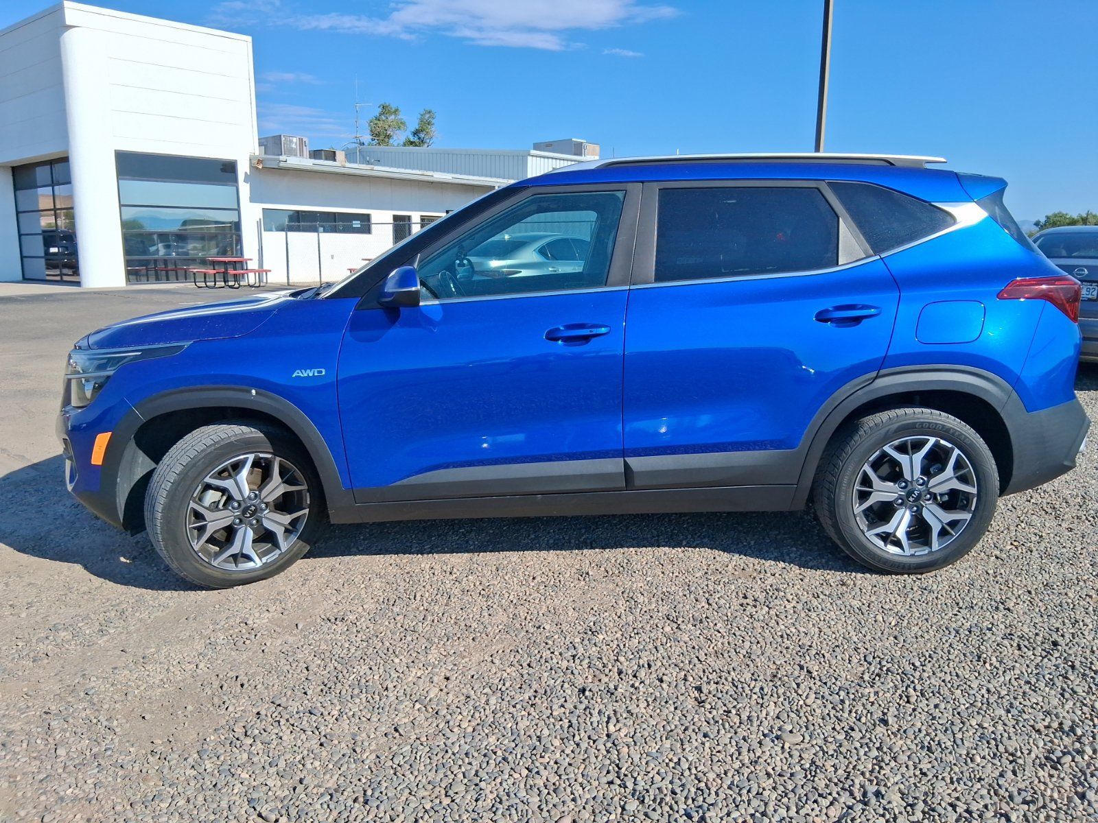 Used 2021 Kia Seltos EX AWD/4WD image 2