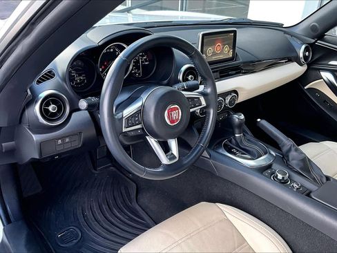 Used 2018 FIAT 124 Spider Lusso image 20