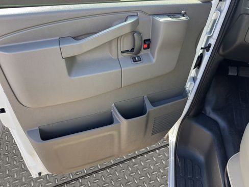New 2025 Chevrolet Express 3500 w/ Driver Convenience Package image 14