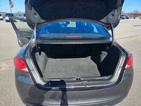 Used 2016 Chrysler 200 LX image 22