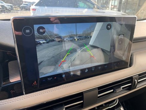 Certified 2025 Lincoln Corsair Premiere w/ Equipment Group 101A image 25