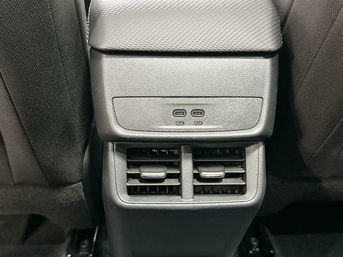 New 2026 Chevrolet Equinox LT w/ Safety and Technology Package FWD image 30