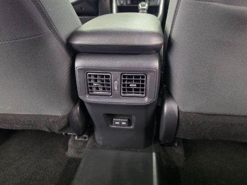 Used 2022 Toyota RAV4 SE AWD/4WD image 15