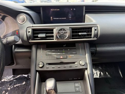 Used 2020 Lexus IS 300 F Sport w/ F Sport Package image 12