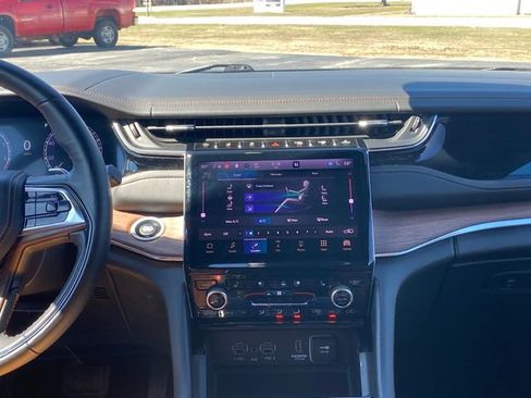 Used 2023 Jeep Grand Cherokee Summit w/ Rear Seat Video Group I image 22