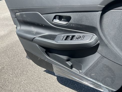 New 2026 Nissan Sentra SV FWD image 12