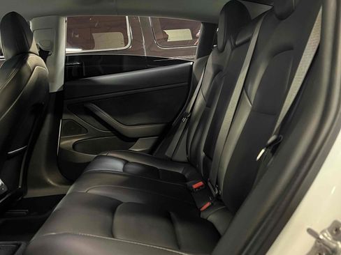 Used 2020 Tesla Model 3 Standard Range Plus image 43