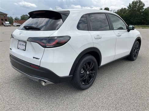 New 2026 Honda HR-V Sport image 14