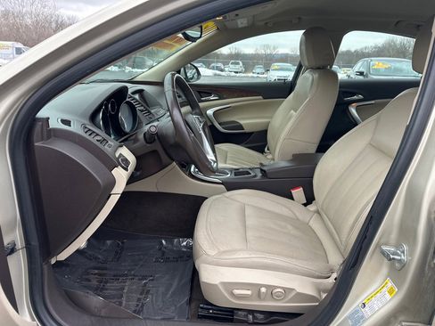 Used 2013 Buick Regal Premium image 9