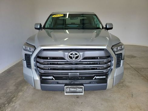 Used 2022 Toyota Tundra Limited AWD/4WD image 2