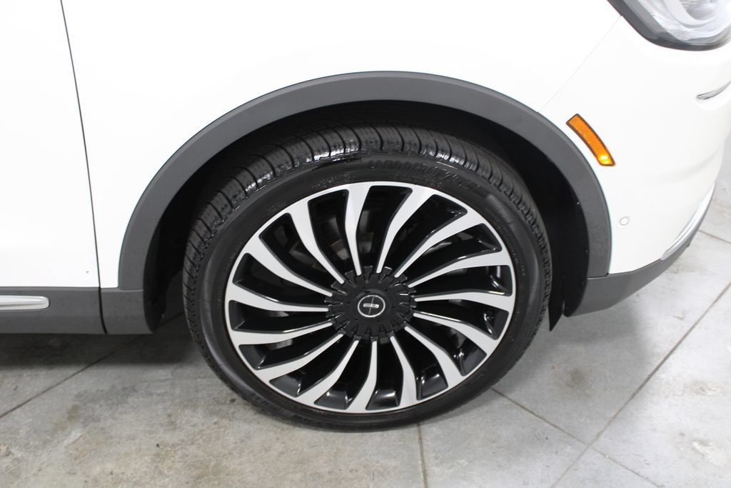 Used 2023 Lincoln Nautilus Black Label w/ Class II Trailer Tow Package AWD/4WD image 65