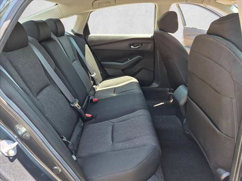 Used 2024 Honda Accord LX image 18
