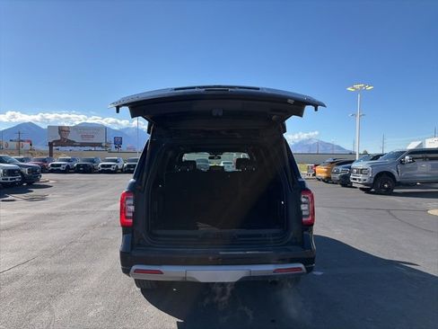 Used 2024 Ford Expedition Max Platinum image 16