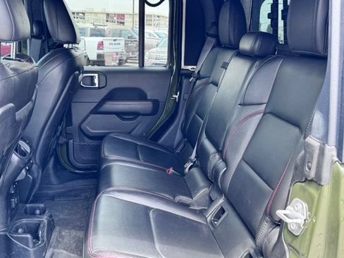 Used 2023 Jeep Gladiator Rubicon w/ LED Lighting Group AWD/4WD image 22