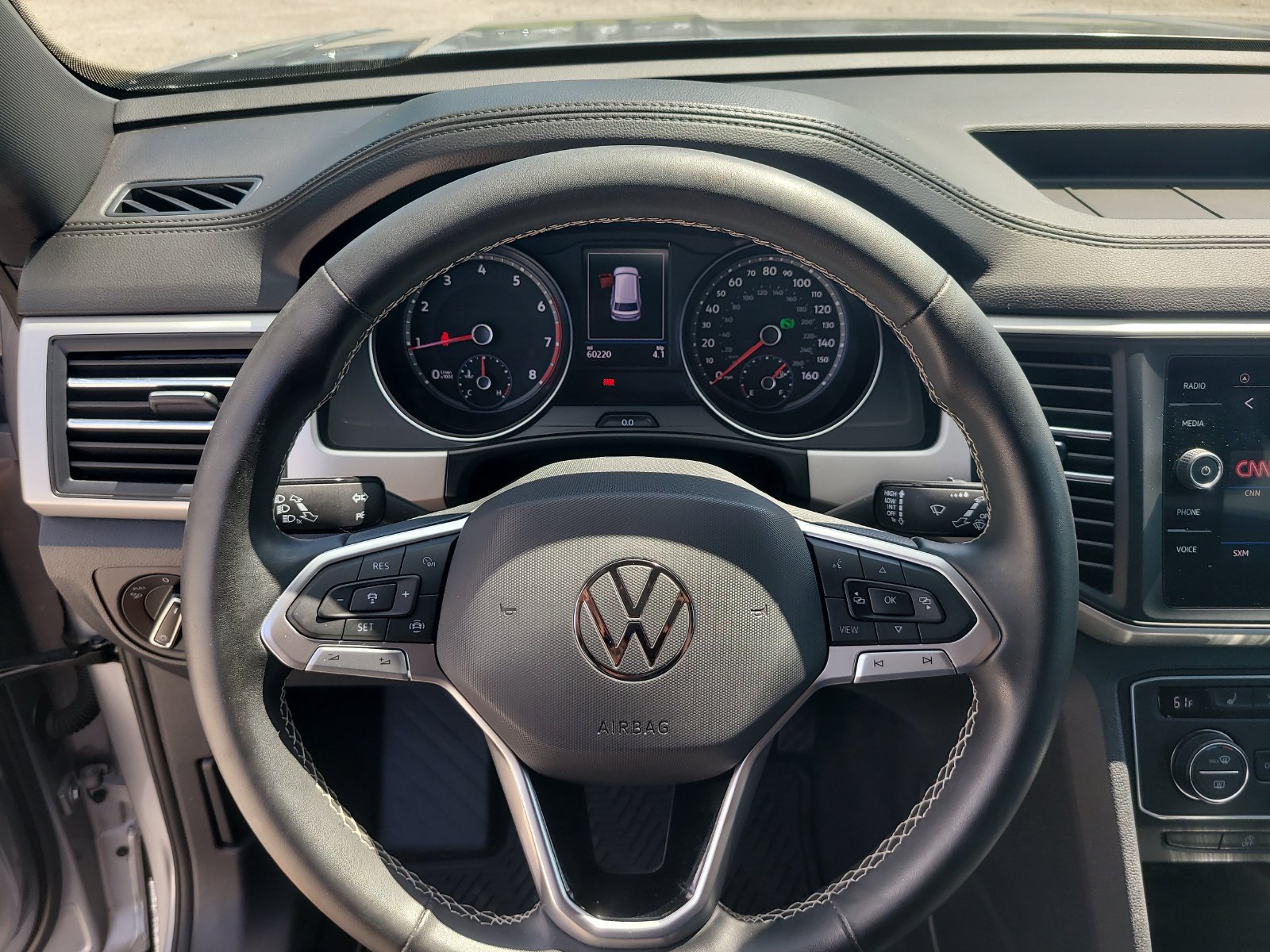 Used 2021 Volkswagen Atlas Cross Sport SE w/ Panoramic Sunroof Package FWD image 26