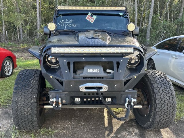 Used 2015 Jeep Wrangler Unlimited Sahara w/ Connectivity Group AWD/4WD image 11