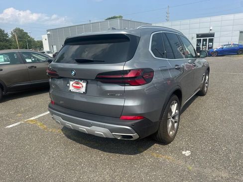 Used 2024 BMW X5 xDrive40i w/ Parking Assistance Package AWD/4WD image 6