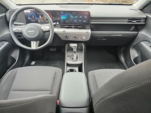 New 2026 Hyundai Kona SE image 13