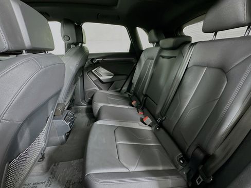 Used 2021 Audi Q3 2.0T Premium w/ Convenience Package image 9