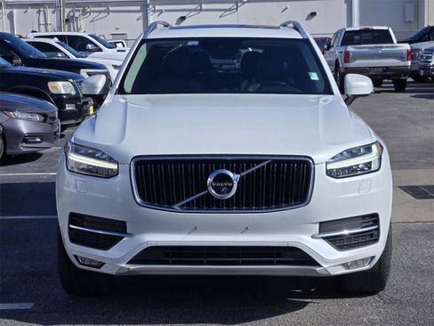Used 2017 Volvo XC90 T6 Momentum w/ Vision Package image 2