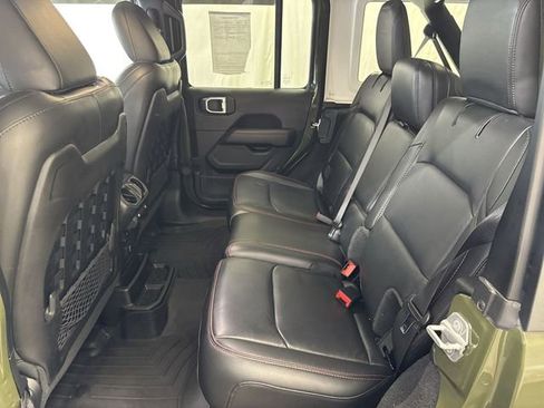 Used 2021 Jeep Wrangler Unlimited Rubicon AWD/4WD image 12