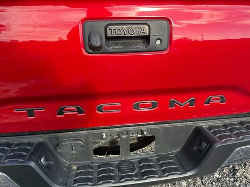 Used 2023 Toyota Tacoma SR5 RWD image 16