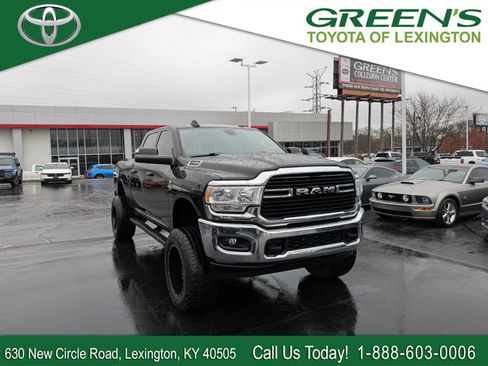 Used 2020 RAM 2500 Big Horn w/ Level 1 Equipment Group image 1