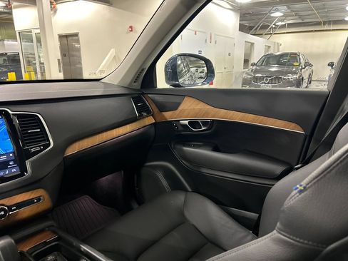 Used 2023 Volvo XC90 B6 Plus w/ Protection Package Premier AWD/4WD image 26
