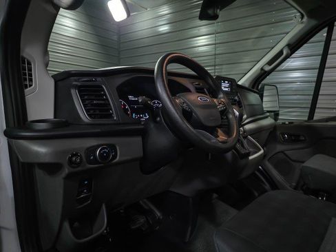 Used 2024 Ford Transit 250 148 Medium Roof image 15