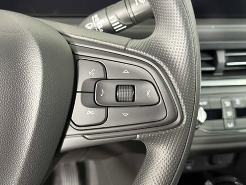 New 2026 Buick Envista Preferred w/ Convenience II Package image 25