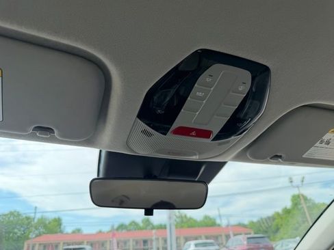 Used 2025 Kia K4 FWD image 34