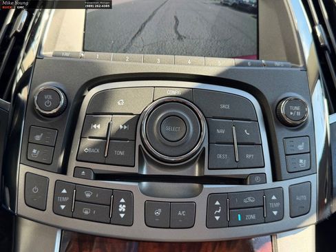 Used 2013 Buick LaCrosse Premium w/ Entertainment Package FWD image 29