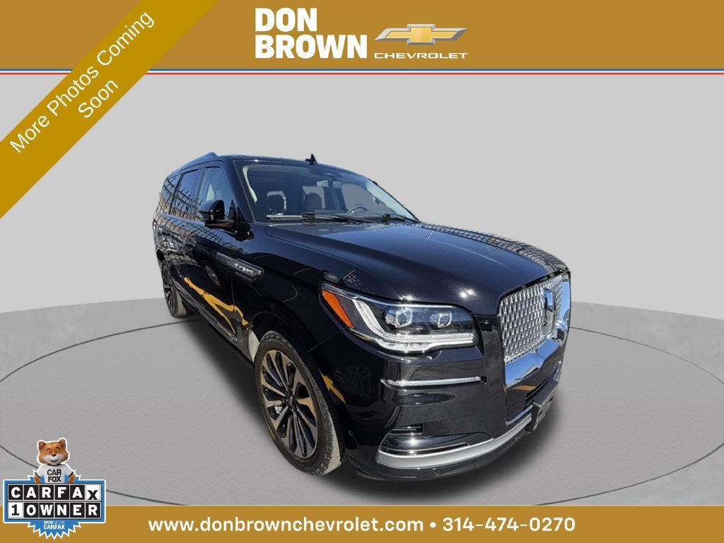 Used 2022 Lincoln Navigator Reserve AWD/4WD image 1