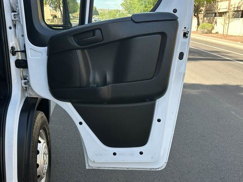 Used 2023 RAM ProMaster 2500 FWD image 41