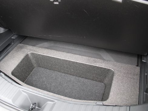 Certified 2024 Toyota bZ4X XLE image 28