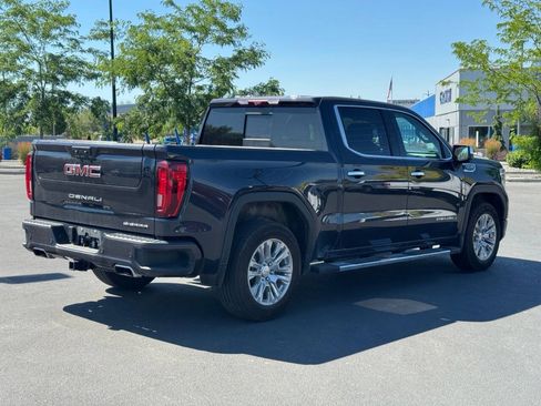 Used 2023 GMC Sierra 1500 Denali w/ Technology Package AWD/4WD image 7