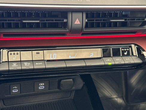 New 2026 Toyota Prius Plug-In Hybrid image 19