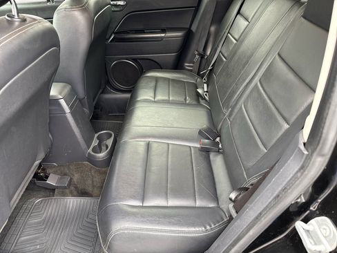 Used 2015 Jeep Patriot High Altitude image 10