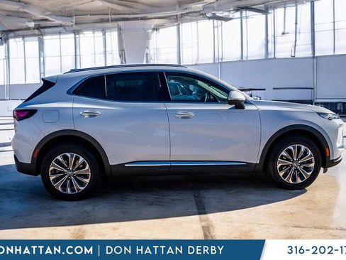 Used 2024 Buick Envision Preferred image 28