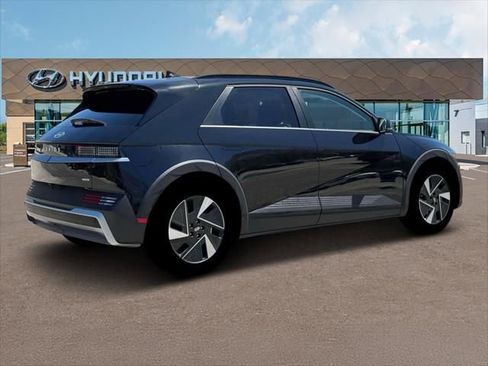 New 2026 Hyundai Ioniq 5 SEL AWD/4WD image 8